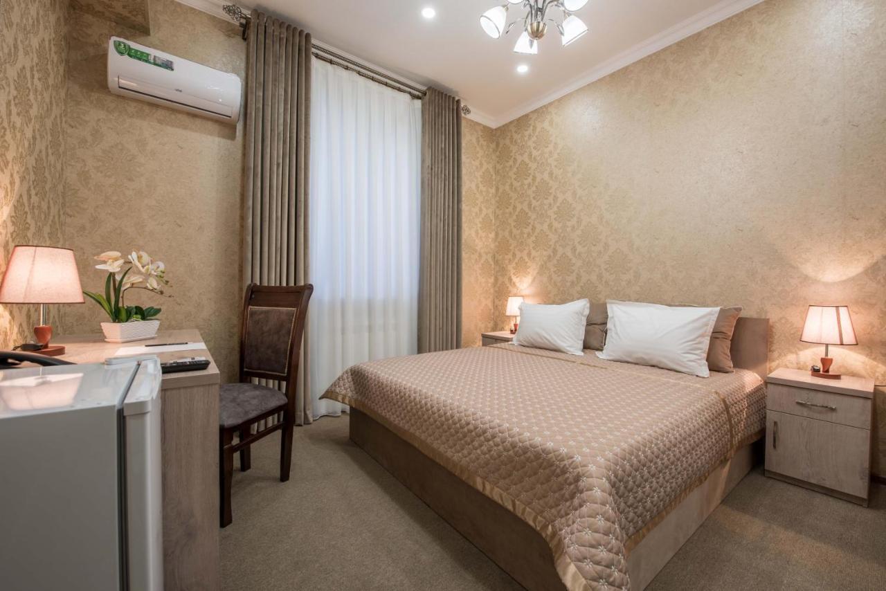 Huzur Hotel Tashkent Exterior photo